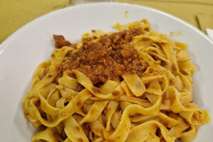 Una giornata tra sconti e tagliatelle